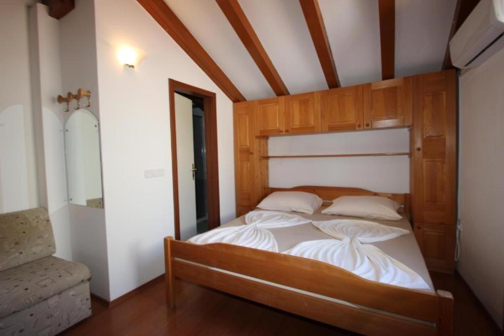 Lovely Studio Apartments Mali Raj Върсар Екстериор снимка